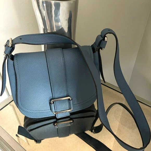 MICHAEL KORS Maxine Large Saddle Bag Blue Pebbled Leather - Picture 1 of 9